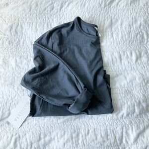 NWT Athleta Essential Top